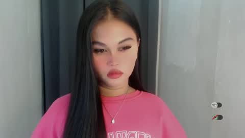 Snapshot of anaruru_ chatting on 06-11-26, 12:25 ANA online show from 06-11-26, 12:25