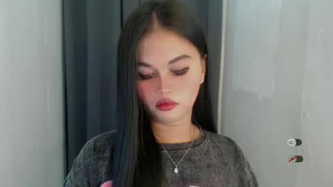 Snapshot of anaruru_ chatting on 06-13-26, 01:53 ANA online show from 06-13-26, 01:53
