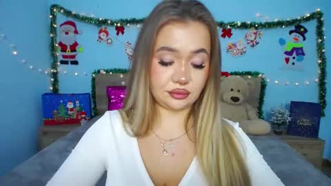 Snapshot of anastacyyellig chatting on 12-15-24, 05:02 anastacyyellig online show from 12-15-24, 05:02