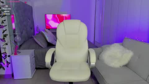  anastasia  online show from 11-22-25, 01:37