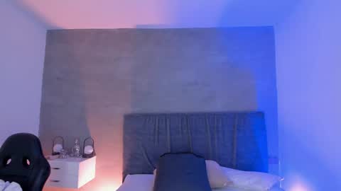 Snapshot of anastasia_lauren chatting on 06-22-26, 07:33 Ana online show from 06-22-26, 07:33