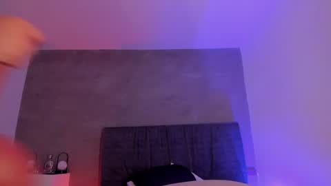 Snapshot of anastasia_lauren chatting on 06-25-26, 08:02 Ana online show from 06-25-26, 08:02