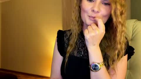 Ana online show from 08-08-26, 10:34