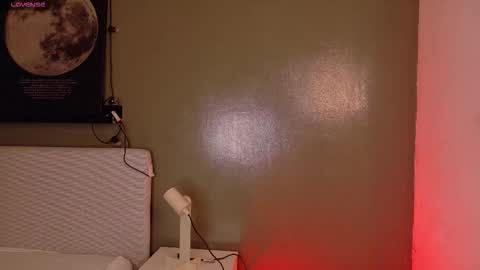 Kendra  online show from 11-17-25, 10:21