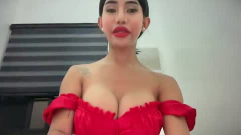 Snapshot of anawalters chatting on 06-15-26, 10:17 anawalters online show from 06-15-26, 10:17