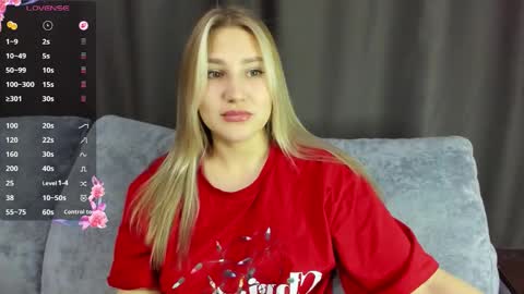 Snapshot of and1sa chatting on 11-27-25, 01:02 Andisa online show from 11-27-25, 01:02