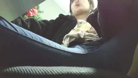   online show from 12-22-25, 11:35