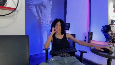 anddy_hugecock online show from 05-18-26, 07:20