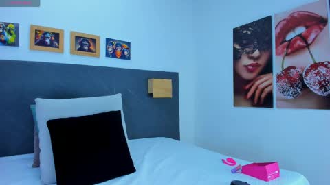 Andrea online show from 04-20-26, 12:19