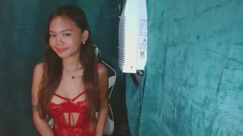 andiaprecious_ online show from 04-23-26, 12:51