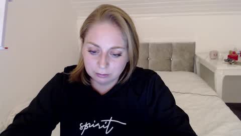 Andorphin online show from 10-22-25, 07:13