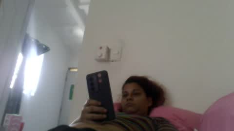 Snapshot of andr267969 chatting on 06-15-26, 12:40 rosario online show from 06-15-26, 12:40