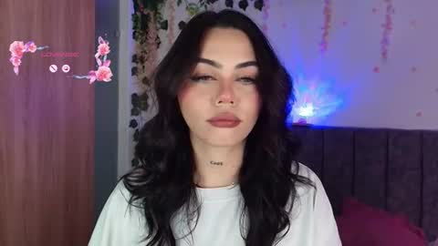 Andra de la Rosse online show from 06-11-26, 02:33