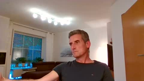 Name online show from 07-24-26, 04:05
