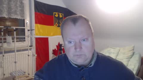 Snapshot of andre124231 chatting on 12-14-24, 06:20 Andre online show from 12-14-24, 06:20