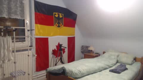 Snapshot of andre124231 chatting on 12-20-24, 10:00 Andre online show from 12-20-24, 10:00