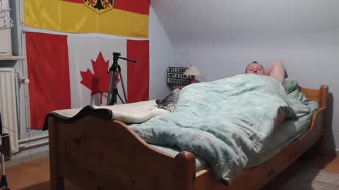 Snapshot of andre124231 chatting on 02-26-25, 10:31 Andre online show from 02-26-25, 10:31