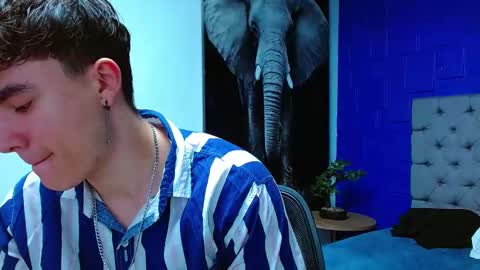 Snapshot of andre_parker chatting on 02-14-25, 11:20 Andre Parker online show from 02-14-25, 11:20