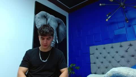 Snapshot of andre_parker chatting on 02-20-25, 10:26 Andre Parker online show from 02-20-25, 10:26