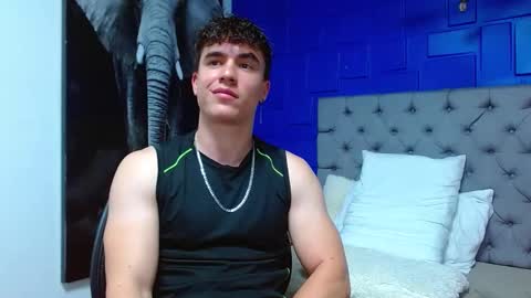 Snapshot of andre_parker chatting on 02-28-25, 01:26 Andre Parker online show from 02-28-25, 01:26