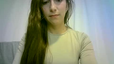 Snapshot of andre_sagra chatting on 10-27-25, 05:28 sagra online show from 10-27-25, 05:28