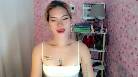 andrea06121998 online show from 12-05-25, 05:49