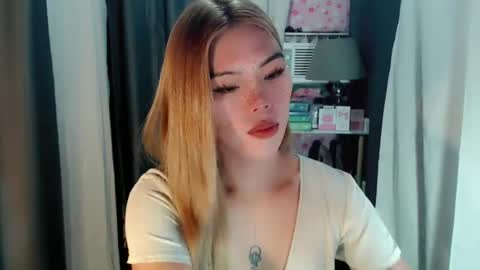 andrea06121998 online show from 06-16-26, 05:04
