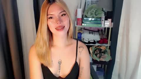 andrea06121998 online show from 07-28-26, 02:13
