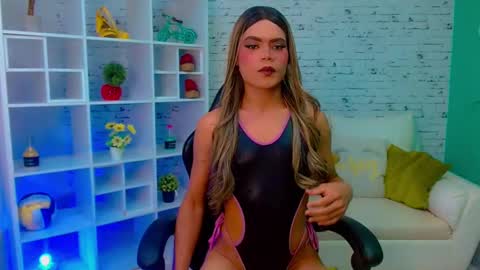 Snapshot of andrea__doll chatting on 09-18-25, 05:48 andrea__doll online show from 09-18-25, 05:48