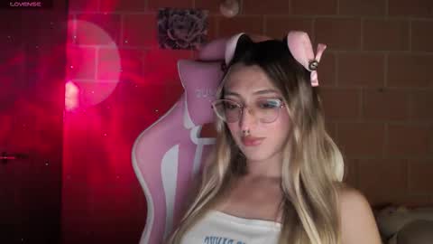 Andrea  online show from 09-09-25, 06:13