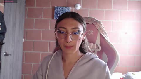 Andrea  online show from 02-19-26, 01:40