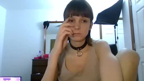 Snapshot of andrea_davenport chatting on 12-04-24, 03:26 andrea online show from 12-04-24, 03:26