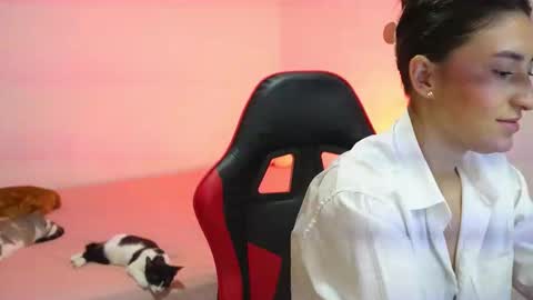 Andrea online show from 11-10-25, 01:15