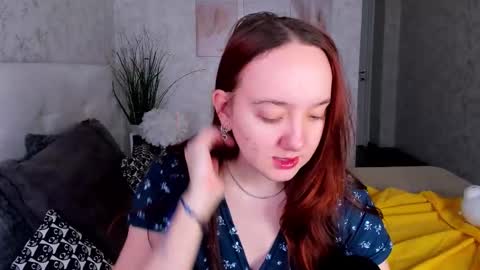 Andrea hereGMT7Mon Tue Wen ThFri Sat Su 0300am-0900am. online show from 12-04-25, 01:04