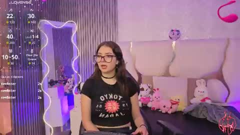 andrea_tay1 online show from 07-09-26, 07:18