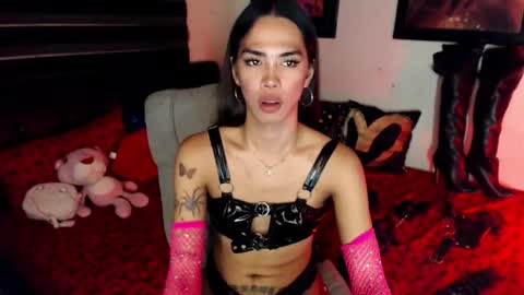 Andrea And Chloe Asians Girls online show from 01-02-25, 08:49