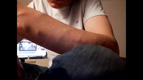 Snapshot of andreai1988 chatting on 05-26-26, 03:46 andreai1988 online show from 05-26-26, 03:46