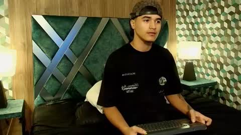 Andreao online show from 06-27-26, 01:39