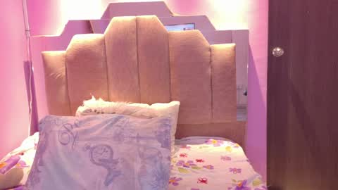 A n d r  e a S w e e t  online show from 05-19-26, 08:37