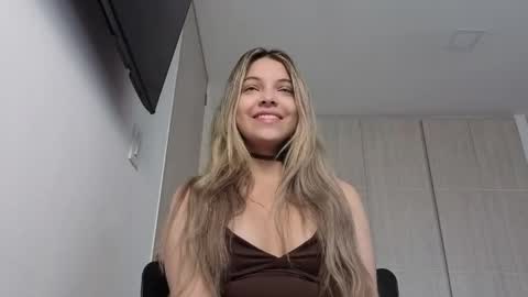 andreau 19 online show from 04-07-26, 02:06