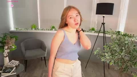 Snapshot of andrelonghini chatting on 06-06-26, 01:11 Lina online show from 06-06-26, 01:11