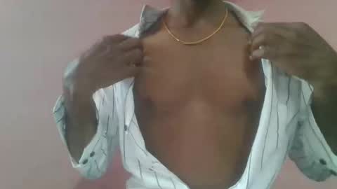 Snapshot of andres01_ chatting on 04-12-26, 12:21 andres01_ online show from 04-12-26, 12:21