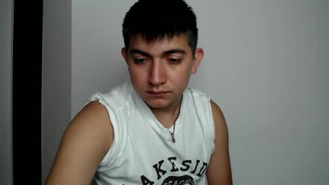 andres02smile848901 online show from 05-10-26, 04:34