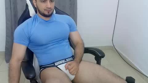 andres180950734 online show from 11-20-25, 11:04