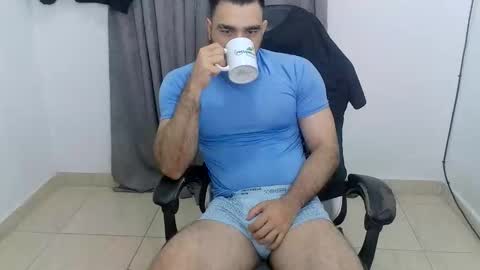 andres180950734 online show from 05-18-26, 11:38