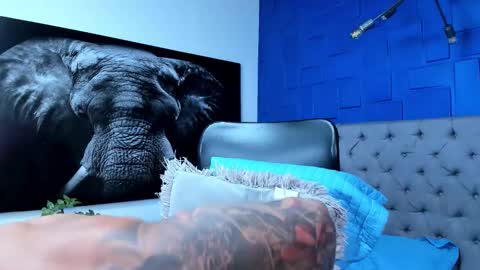 insta andres clark  online show from 02-11-26, 04:56