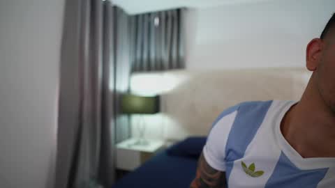 Andres Lopez online show from 04-24-26, 03:25