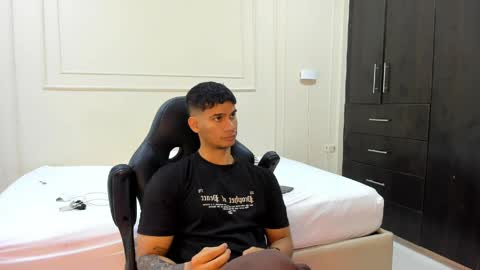 andres_stud online show from 04-16-26, 03:40