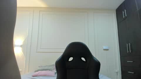 andres_stud online show from 06-13-26, 04:10