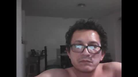 Snapshot of andresfloga chatting on 09-28-25, 11:10 andresfloga online show from 09-28-25, 11:10